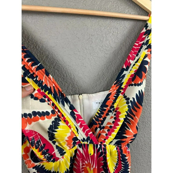 Trina Turk Silk Top Blouse Size 4 Colorful Sleeveless Geometric Multicolor - Picture 2 of 11